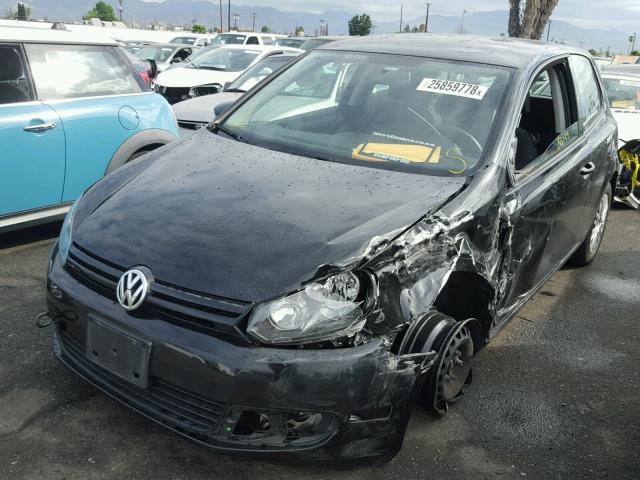 WVWAB7AJ3DW034113 - 2013 VOLKSWAGEN GOLF 黑色 照片 2