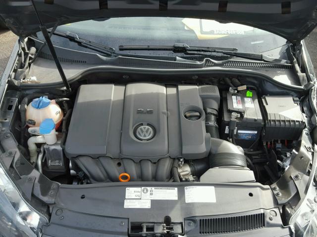 WVWAB7AJ3DW034113 - 2013 VOLKSWAGEN GOLF 黑色 照片 7