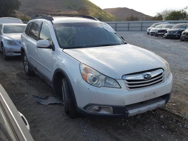 4S4BRDLC8B2337675 - 2011 SUBARU OUTBACK 3. WHITE photo 1