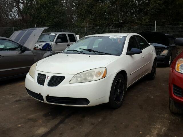 1G2ZG58N374244510 - 2007 PONTIAC G6 BASE WHITE photo 2