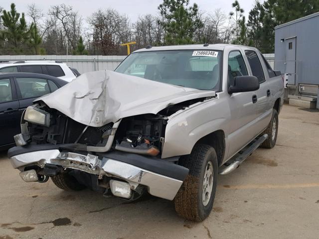 3GNEC12T74G295083 - 2004 CHEVROLET AVALANCHE SILVER photo 2