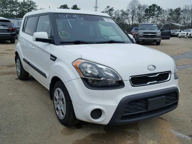 KNDJT2A53C7388905 - 2012 KIA SOUL WHITE photo 1