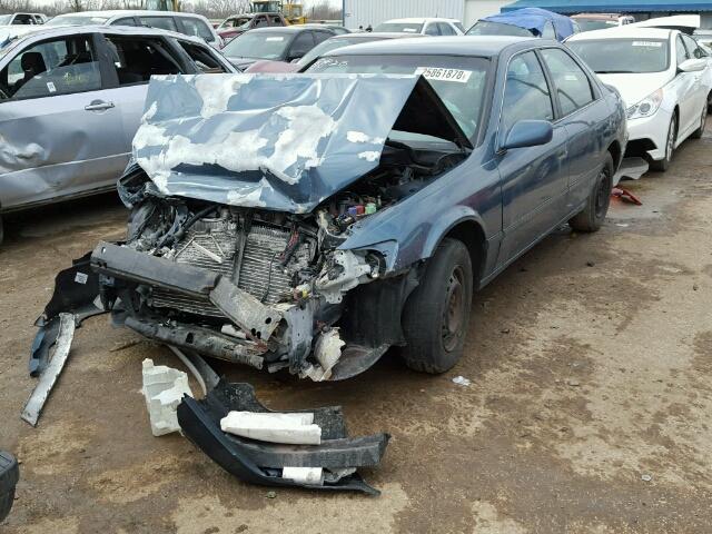 4T1BG22K7YU966960 - 2000 TOYOTA CAMRY CE BLUE photo 2