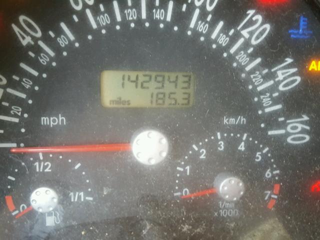 3VWCD21C31M408333 - 2001 VOLKSWAGEN NEW BEETLE 红色 照片 8