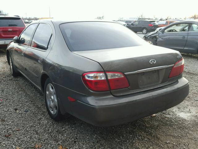 JNKCA31A61T010372 - 2001 INFINITI I30 GRAY photo 3