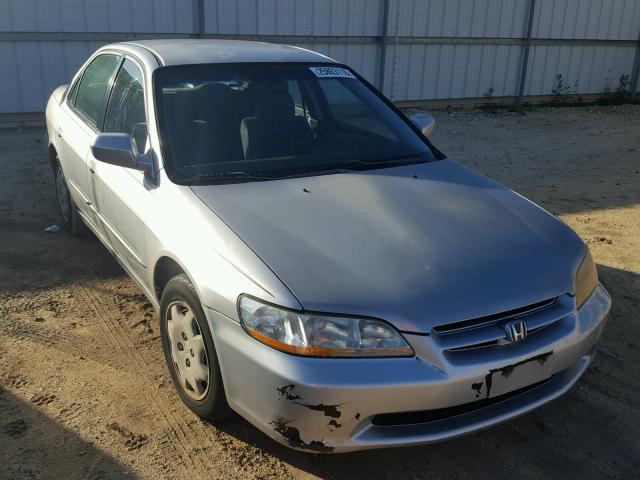 JHMCG5642XC048722 - 1999 HONDA ACCORD LX SILVER photo 1