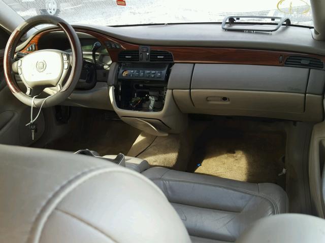 1G6KD54YXYU305717 - 2000 CADILLAC DEVILLE BEIGE photo 9