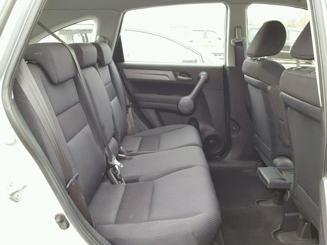 5J6RE483X9L014041 - 2009 HONDA CR-V LX SILVER photo 6