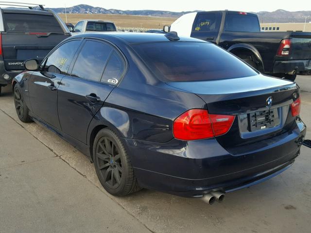 WBAPH775X9NM27734 - 2009 BMW 328 I BLUE photo 3