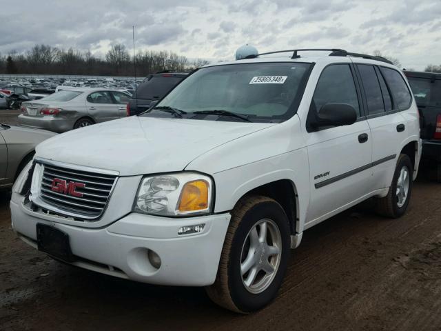 1GKDT13S162221815 - 2006 GMC ENVOY WHITE photo 2