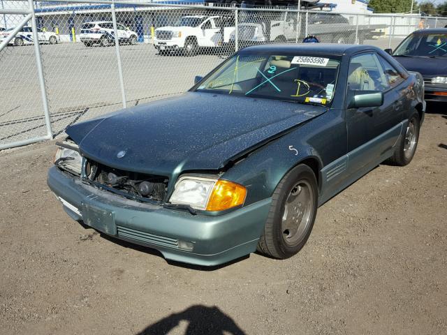 WDBFA67E6RF089674 - 1994 MERCEDES-BENZ SL 500 GREEN photo 2