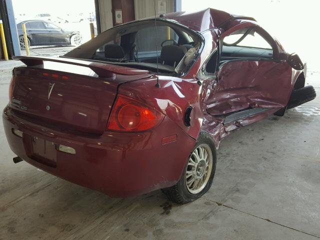 1G2AS18H297169718 - 2009 PONTIAC G5 RED photo 4