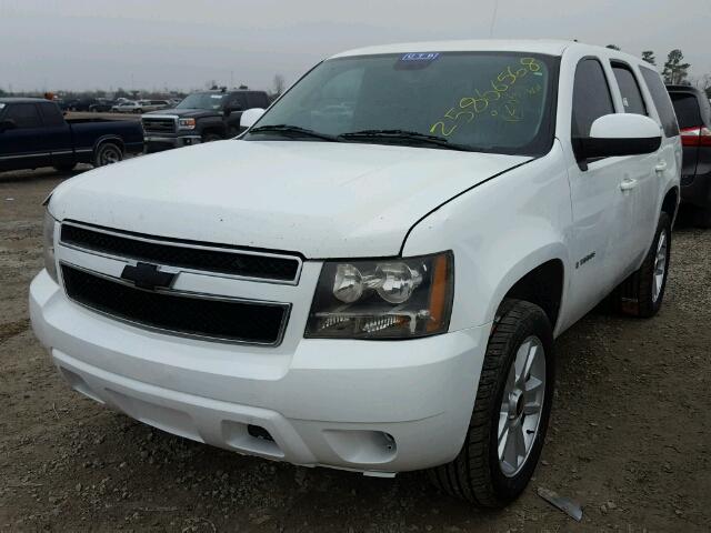 1GNFK13078R278981 - 2008 CHEVROLET TAHOE K150 WHITE photo 2