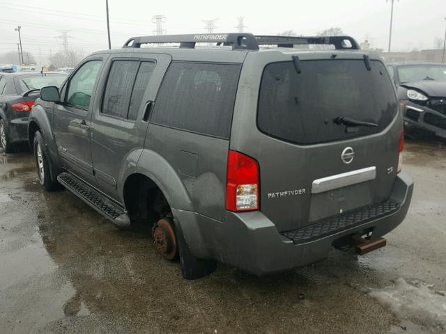 5N1AR18W75C716131 - 2005 NISSAN PATHFINDER GRAY photo 3