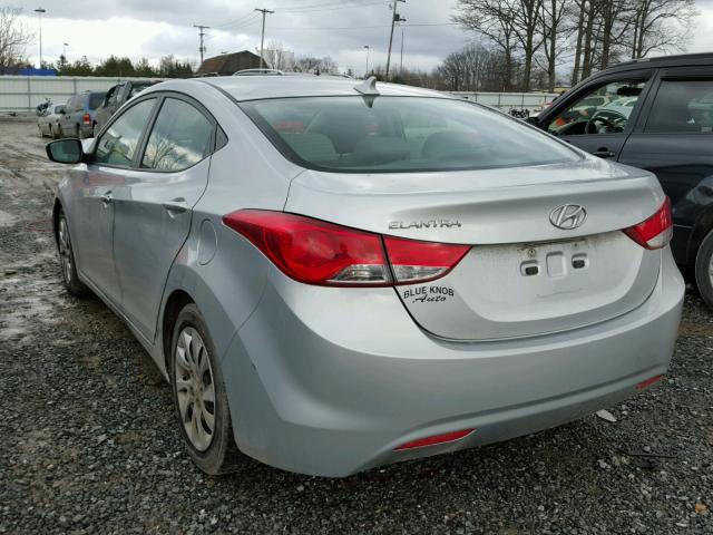 5NPDH4AE3DH184421 - 2013 HYUNDAI ELANTRA GL SILVER photo 3