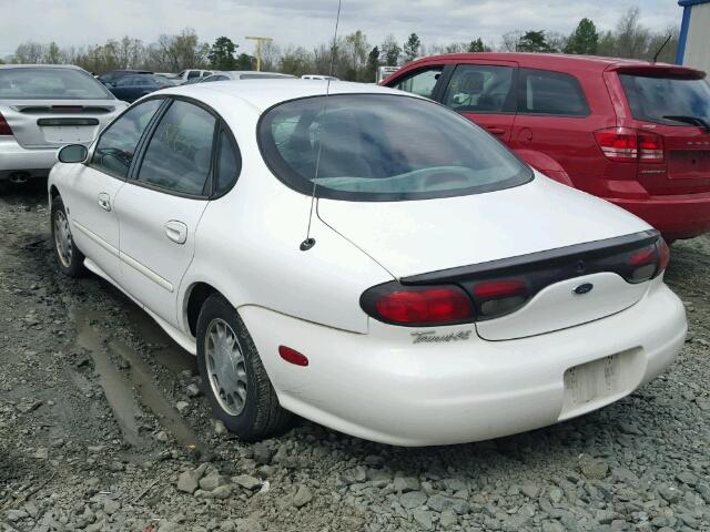 1FAFP53S0XA224511 - 1999 FORD TAURUS SE/ WHITE photo 3