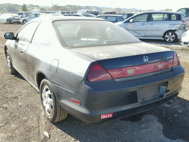 1HGCG3272YA027325 - 2000 HONDA ACCORD EX GREEN photo 3