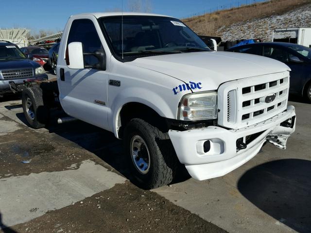 1FTSF31P04EC95873 - 2004 FORD F350 SRW S WHITE photo 1