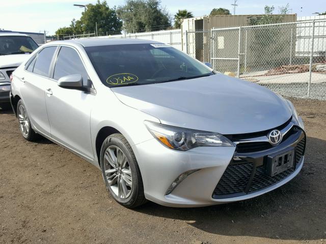 4T1BF1FK6GU217203 - 2016 TOYOTA CAMRY LE SILVER photo 1