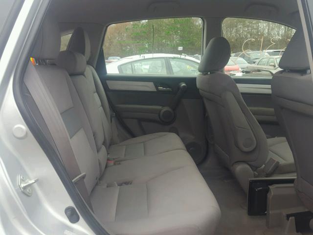 5J6RE3H33AL005888 - 2010 HONDA CR-V LX SILVER photo 6