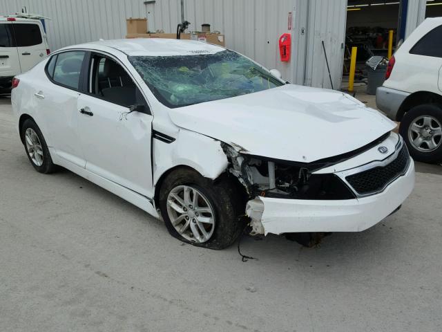 5XXGM4A70CG045934 - 2012 KIA OPTIMA LX WHITE photo 1