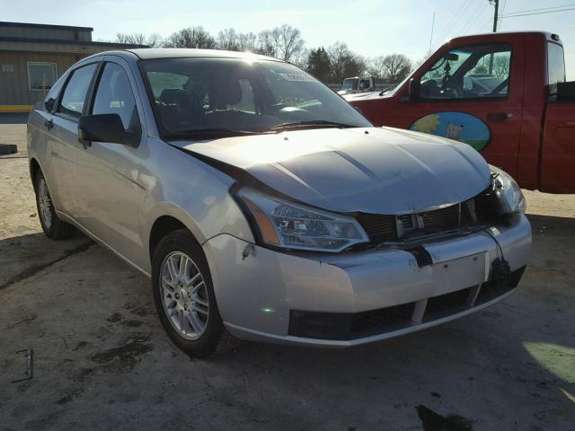 1FAHP35N89W123467 - 2009 FORD FOCUS SE SILVER photo 1