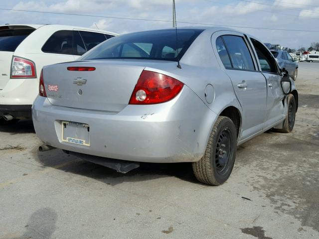 1G1AK55F677103670 - 2007 CHEVROLET COBALT LS SILVER photo 4