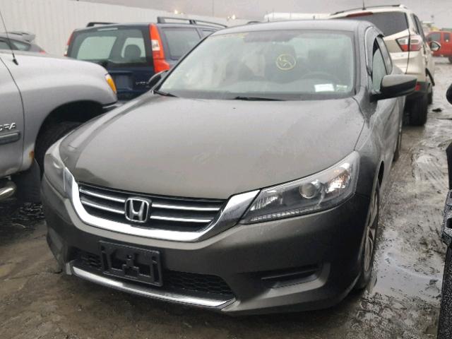 1HGCR2F30FA102399 - 2015 HONDA ACCORD LX GRAY photo 2