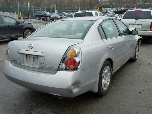 1N4AL11D13C346974 - 2003 NISSAN ALTIMA BAS SILVER photo 4