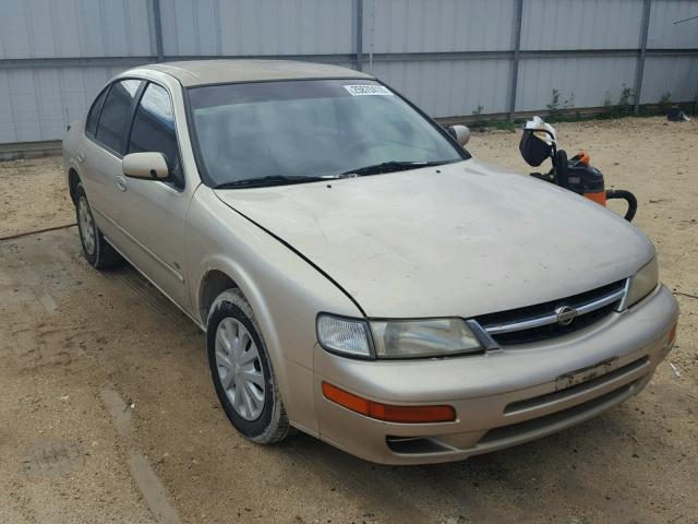 JN1CA21D0WT527747 - 1998 NISSAN MAXIMA GLE GOLD photo 1