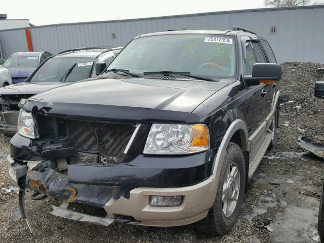 1FMFU18566LA50747 - 2006 FORD EXPEDITION BLACK photo 2