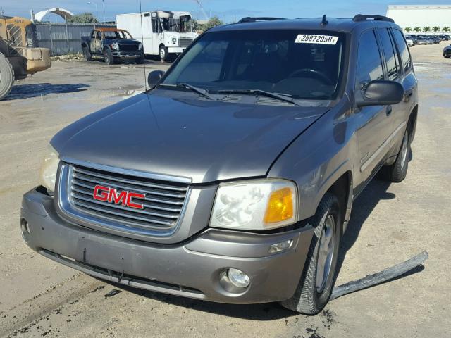 1GKDS13S662211266 - 2006 GMC ENVOY SILVER photo 2