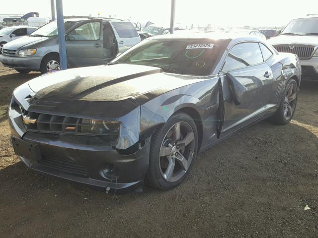 2G1FT1EW2A9193000 - 2010 CHEVROLET CAMARO SS GRAY photo 2