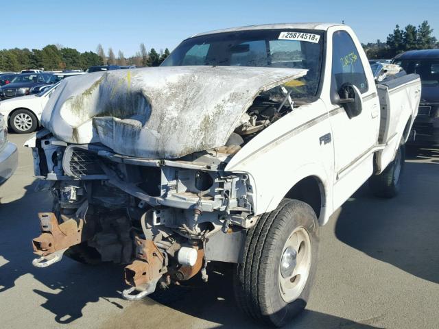 1FTDF18W1VLA04708 - 1997 FORD F150 WHITE photo 2