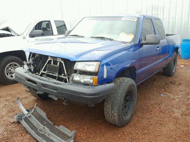 2GCEC19T431262161 - 2003 CHEVROLET SILVERADO BLUE photo 2