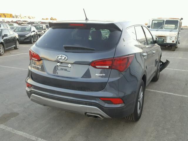 5XYZT3LB6JG523578 - 2018 HYUNDAI SANTA FE S CHARCOAL photo 4