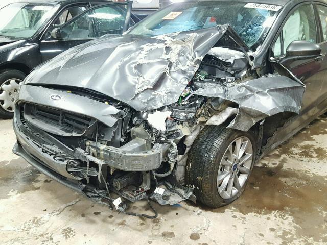 3FA6P0LU6HR287835 - 2017 FORD FUSION SE GRAY photo 9