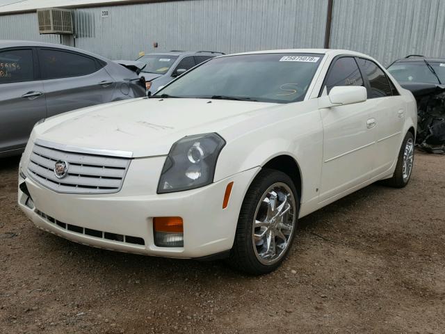 1G6DP577X70156282 - 2007 CADILLAC CTS HI FEA WHITE photo 2