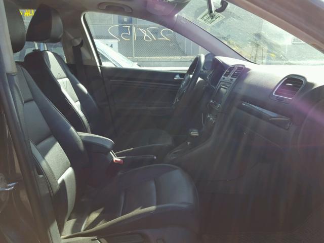 3VWTL7AJ4AM623539 - 2010 VOLKSWAGEN JETTA TDI BLUE photo 5