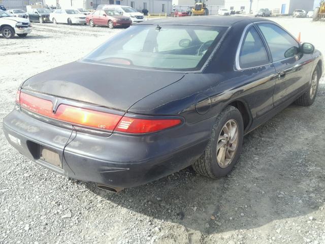 1LNFM92V6WY605612 - 1998 LINCOLN MARK VIII BLACK photo 4