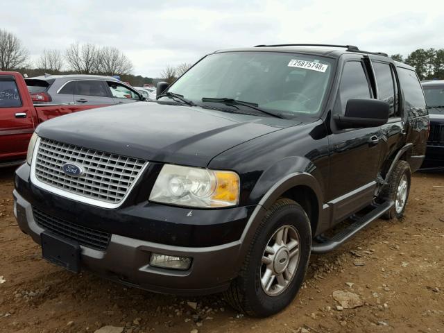 1FMPU15L24LA44769 - 2004 FORD EXPEDITION BLACK photo 2