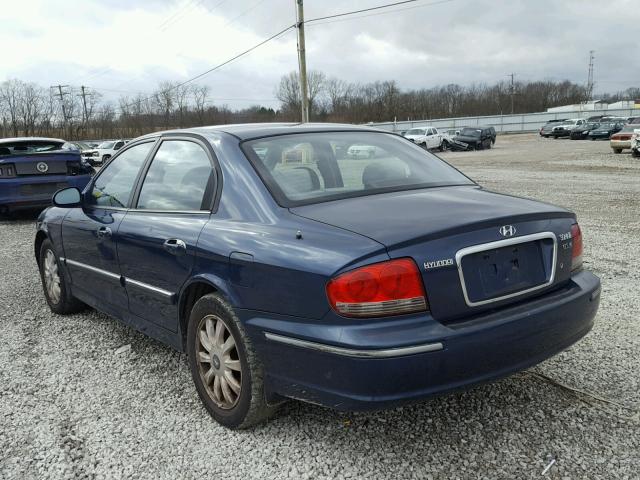 KMHWF35H42A578670 - 2002 HYUNDAI SONATA GLS BLUE photo 3