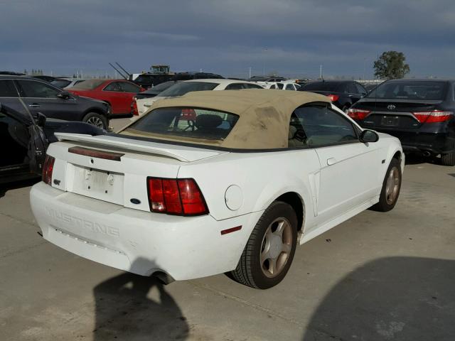 1FAFP45X5YF149506 - 2000 FORD MUSTANG GT WHITE photo 4