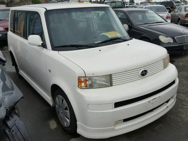 JTLKT324164127203 - 2006 TOYOTA SCION XB WHITE photo 1