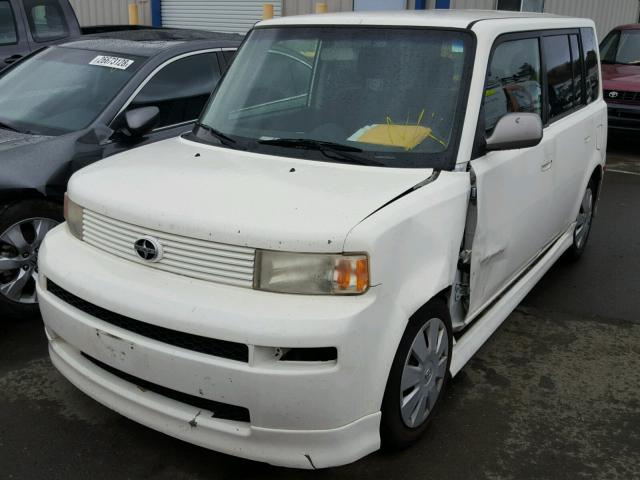 JTLKT324164127203 - 2006 TOYOTA SCION XB WHITE photo 2