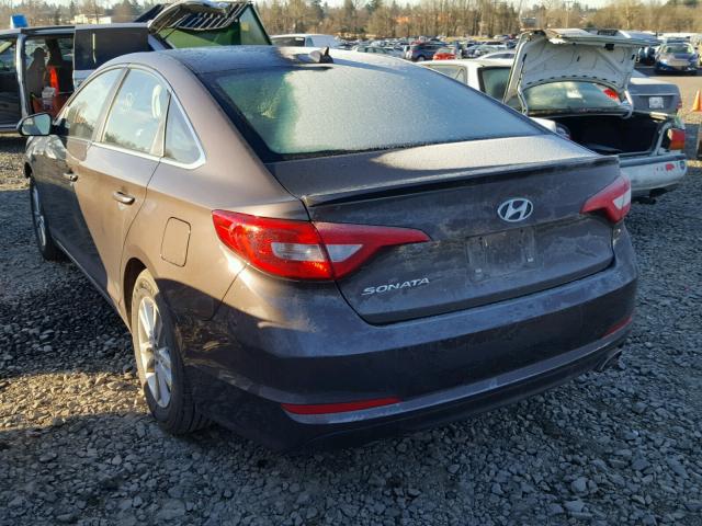 5NPE24AF2HH585267 - 2017 HYUNDAI SONATA SE CHARCOAL photo 3