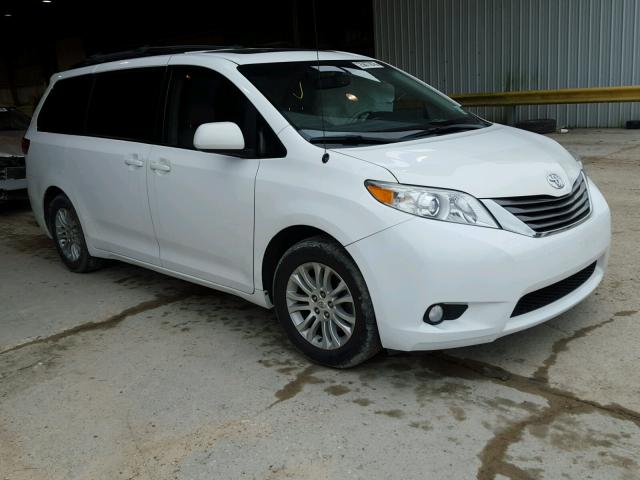 5TDYK3DC8BS023710 - 2011 TOYOTA SIENNA XLE WHITE photo 1