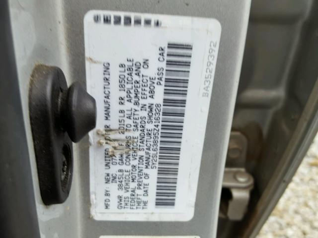 5Y2SL63895Z416328 - 2005 PONTIAC VIBE SILVER photo 10