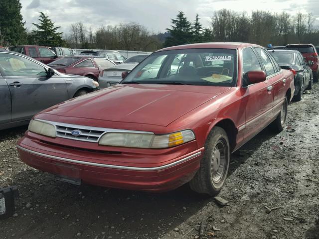 2FALP74W6VX180163 - 1997 FORD CROWN VICT RED photo 2