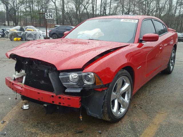 2C3CDXCT4DH522068 - 2013 DODGE CHARGER R/ RED photo 2